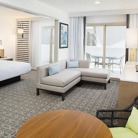 Mar Monte Hotel, In The Unbound Collection By Hyatt Santa Barbara Bagian luar foto